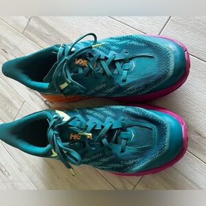 Hoka speedgoat 5 size 9